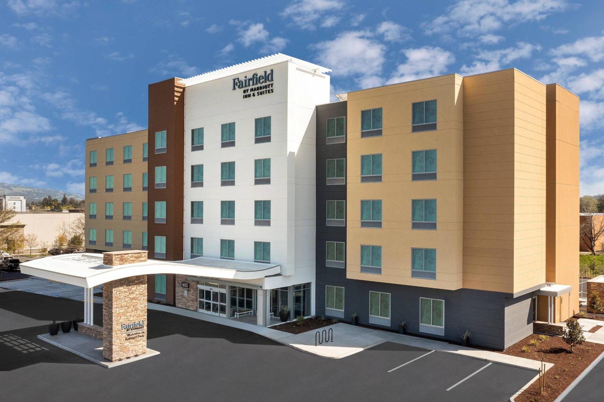 Fairfield Inn & Suites By Marriott Santa Rosa Rohnert Park Ngoại thất bức ảnh